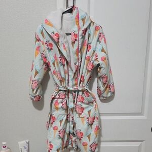 Posh Peanut Plush White Robe